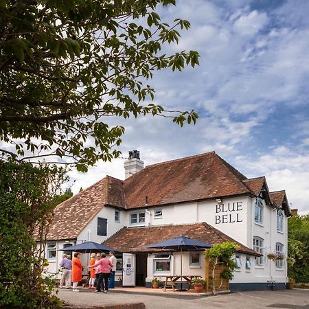 The Blue Bell Hotel มิดเฮิร์สต์ ภายนอก รูปภาพ