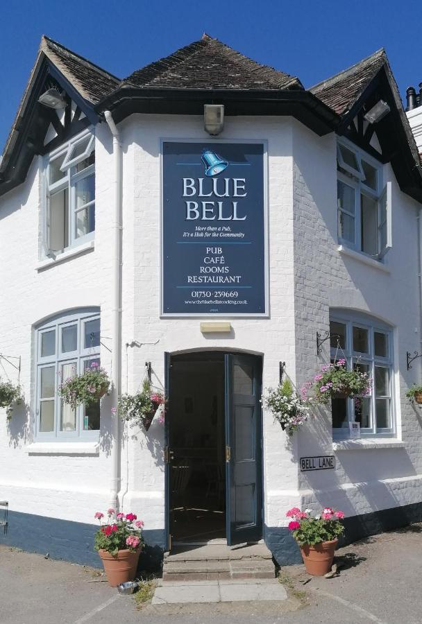 The Blue Bell Hotel มิดเฮิร์สต์ ภายนอก รูปภาพ
